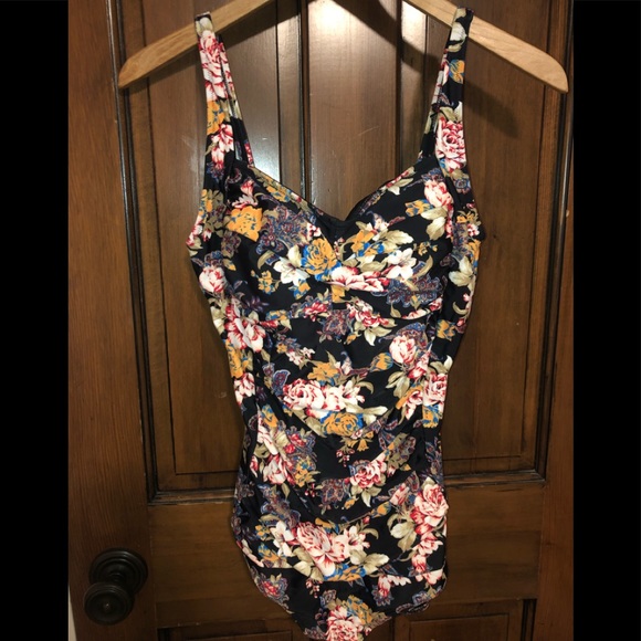 Vintage floral one piece bathing suit - Picture 1 of 4